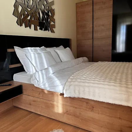 Tria 2 アパート *