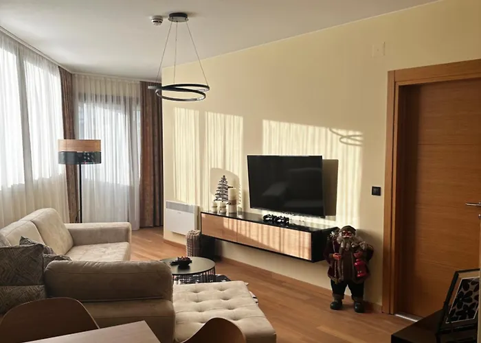 アパート Tria 2 *